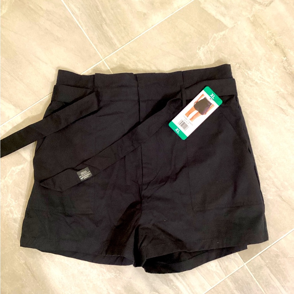 Steve Madden Women’s Shorts
